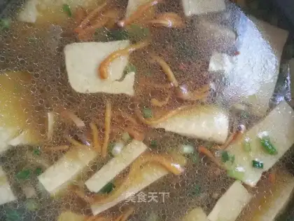 Porridge, pork, tofu soup
