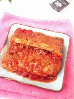 Tomato with fish