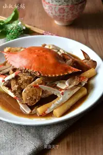 Crab-burned pastry
