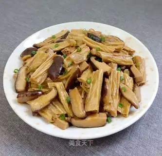 Scrambled mushrooms