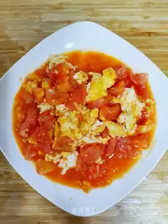 Tomato fried eggs