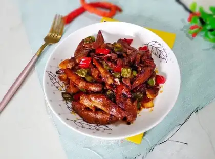 Spicy chicken wings