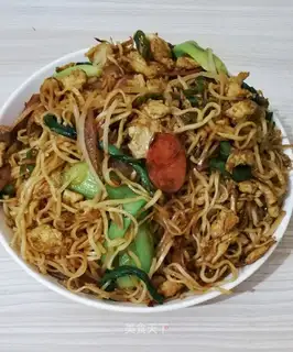 Fried noodles
