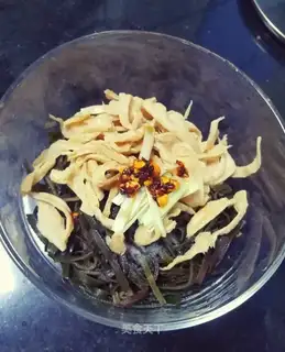 Seaweed silked chicken wings