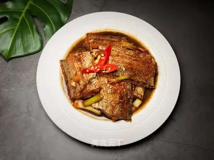 Red-fried fish