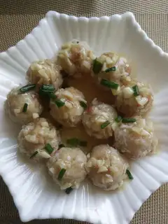 Peanut Lotus Mallion