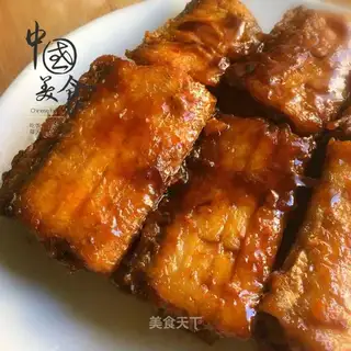 Red-fried fish