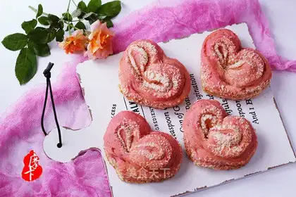 Flamingo coconut heart bread