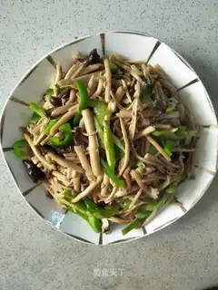 Tea mushrooms