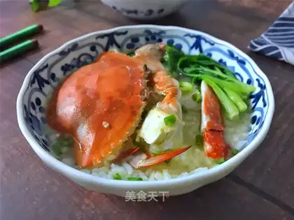 Pour crabs for porridge