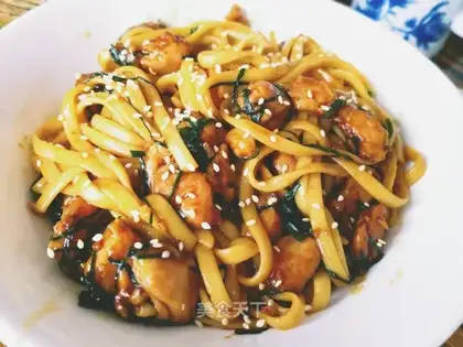 Aroma chicken noodles