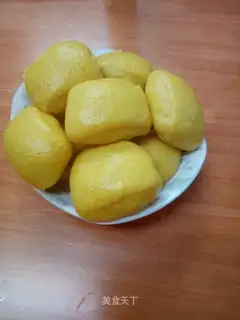 Pumpkin buns