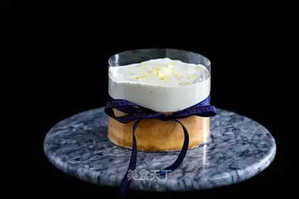 It's the same boom waterfall cake