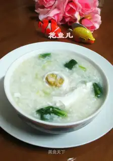 Porridge of salted duck egg greens