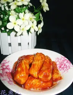 Cheese sauce with a cabbage roll