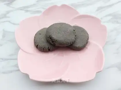 Black sesame cookies