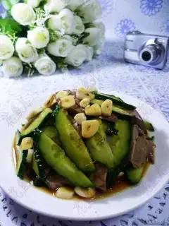 A cucumber with a pig's heart