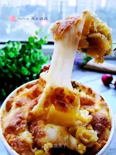 Coconut cheese and potatoes