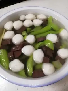Goose blood melon fishball soup