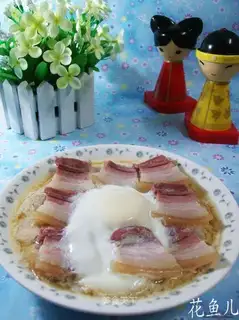 Eggs steamed with two flowers