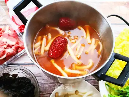 Tomato pan