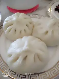 Blue buns
