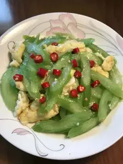 Celery fried eggs