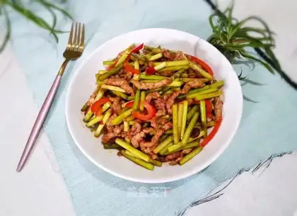 Garlic fried meat