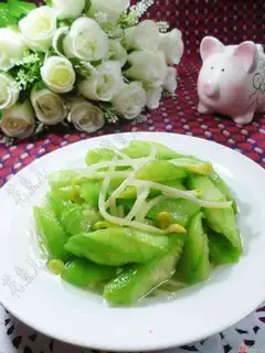 Soybean sprouts