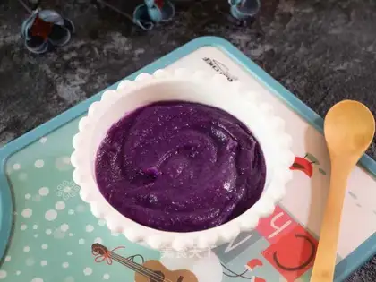 The mashed mashed mashed with green flowers