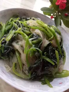 A spinach fried fan
