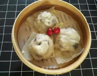 Sticky cake