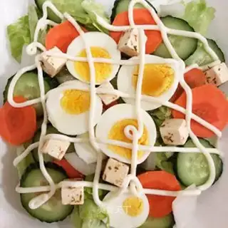 Light-food salad