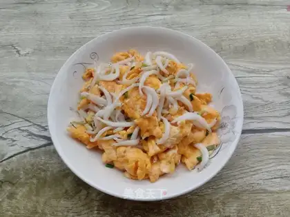 Silver fish fried eggs