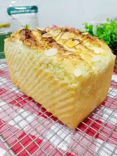 Coconut toast
