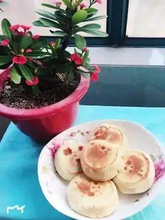 Wine-making peanut sesame cake