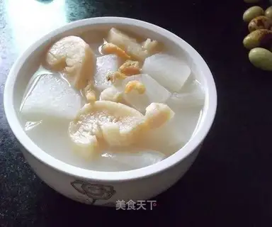 Radish and Yaozhu Soup