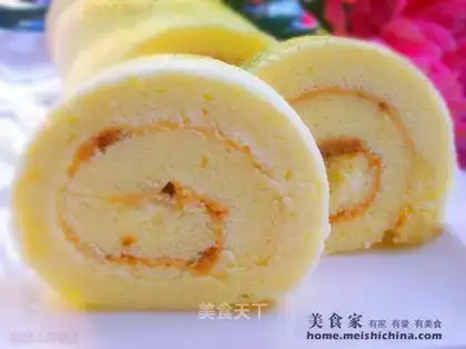 Pork floss cake roll