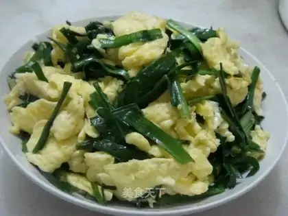 chives scrambled eggs
