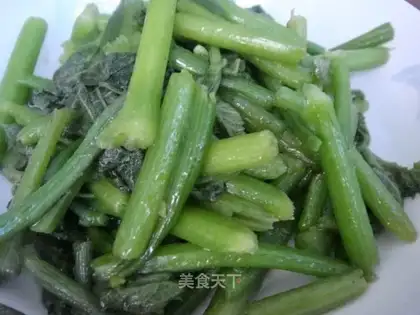 stir-fried pumpkin seedlings
