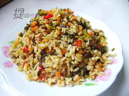 stir-fried rice with pickled cabbage