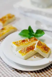 sesame cake