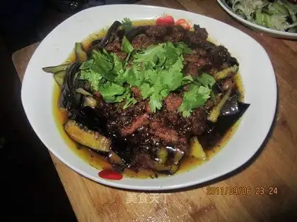 Eggplant in fragrant sauce
