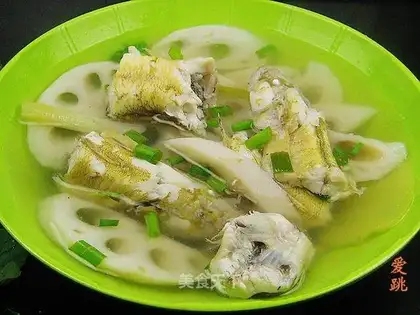 Sharp barracuda lotus root soup