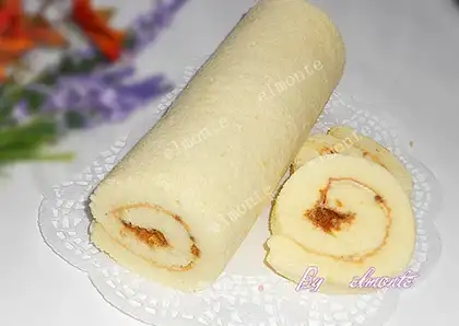 Pork floss cake roll