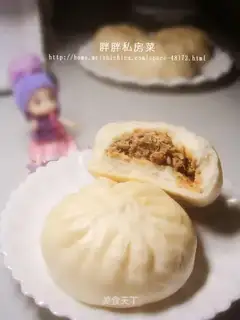 Pork Huaihua Big Steamed Bun