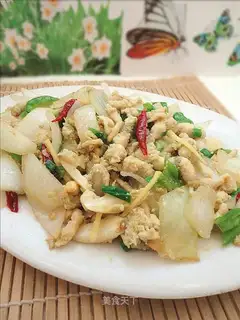 stir-fried bean curd with onion
