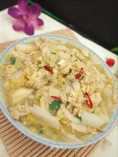 Braised bean curd with cabbage heart