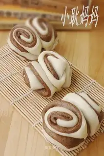 two-color curling