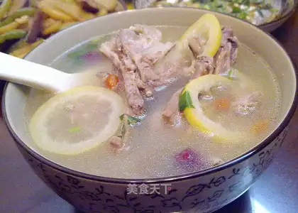 Lemon duck soup